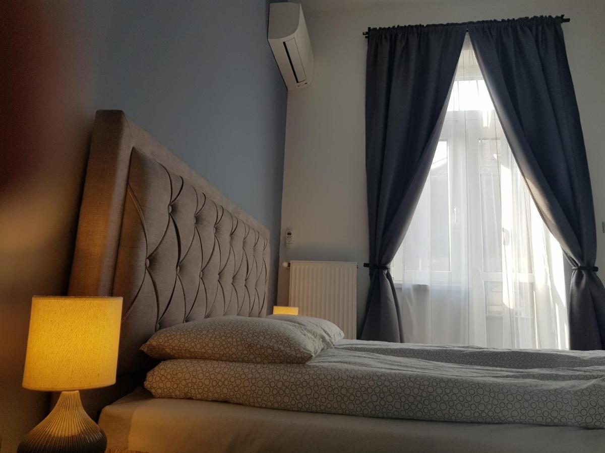 Luxurious Apartment With Balconies In Downtown Bp بودابست المظهر الخارجي الصورة